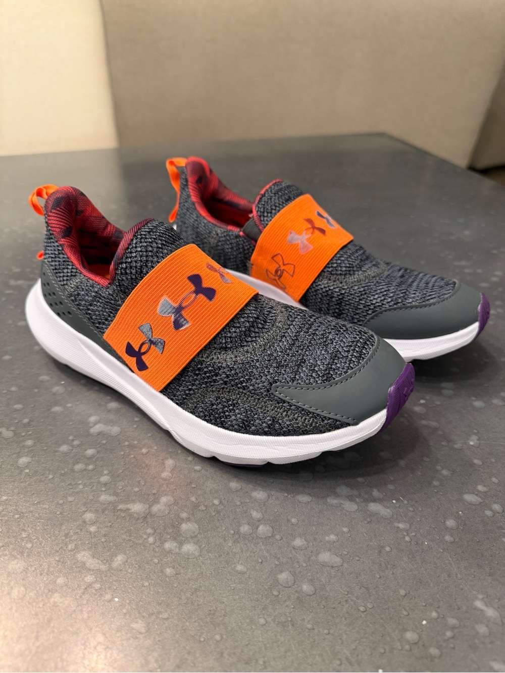 Under Armour Kids’ Surge 3 Slip-On Running Shoes – Size 5Y – New